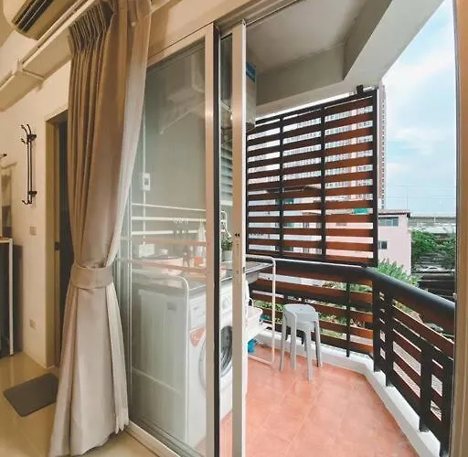 The Giftown Bangkok, Talat Phlu Apartamento Bangkok