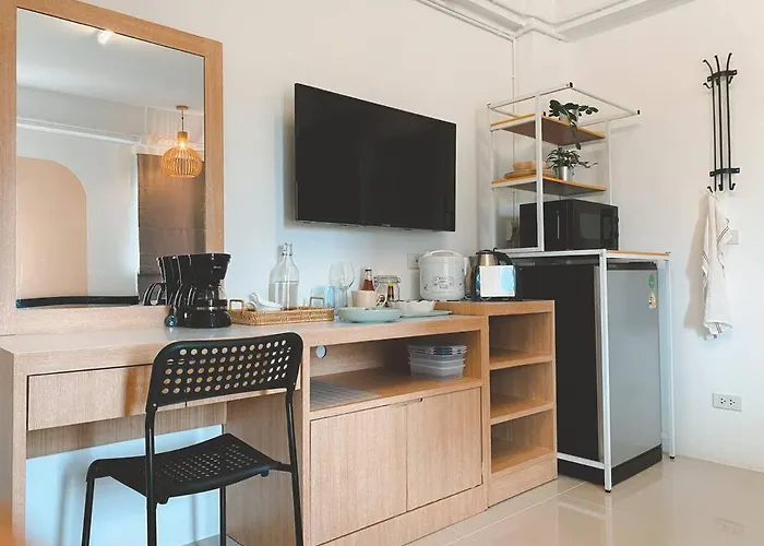 The Giftown Bangkok, Talat Phlu Bangkok