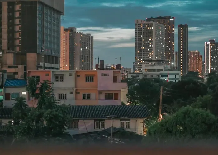 The Giftown Bangkok, Talat Phlu